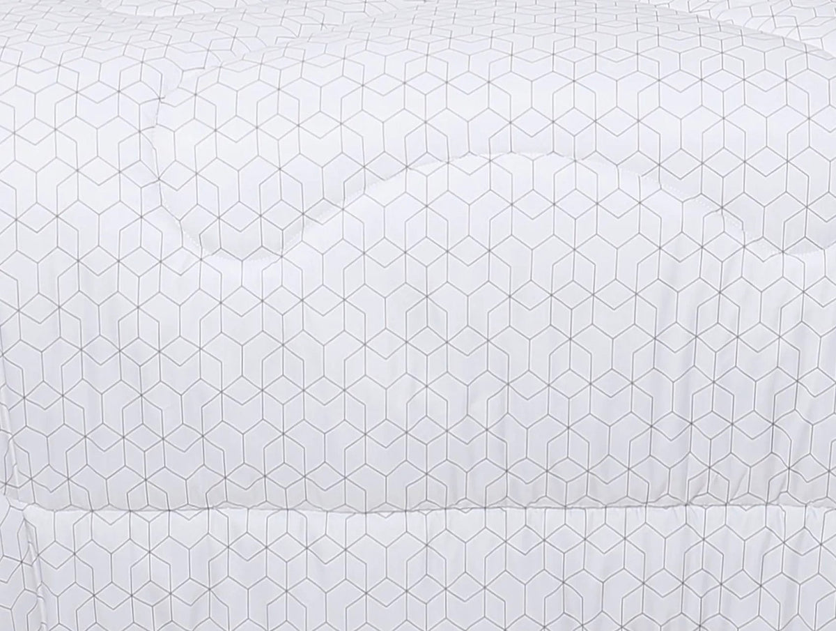 Close-up of the Jazlin embroidered quilting